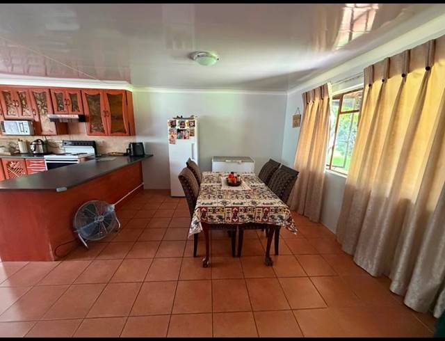 4 BEDROOM HOUSE FOR SALE IN PRESIDENTSRUS